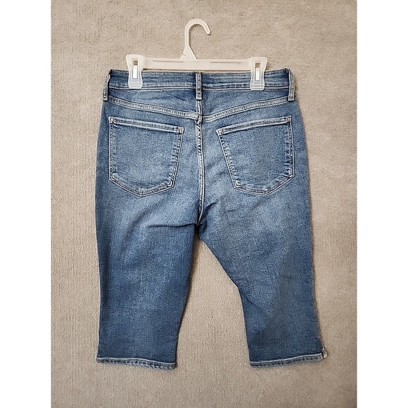 Old Navy Rockstar Slim Capri Jeans Womens 12 Petite Blue Medium Wash Stretch NEW - Picture 7 of 12